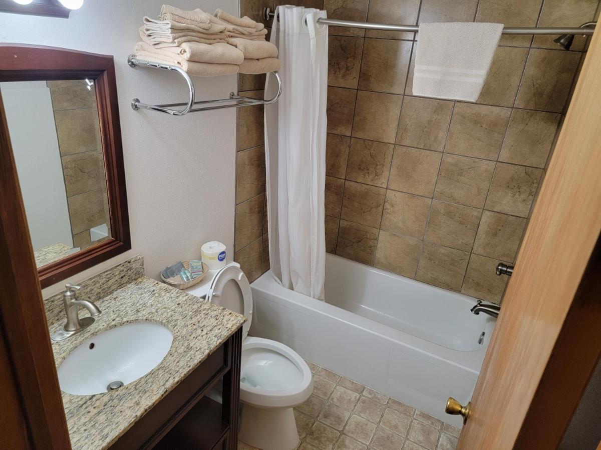 The Hulett Motel Room photo