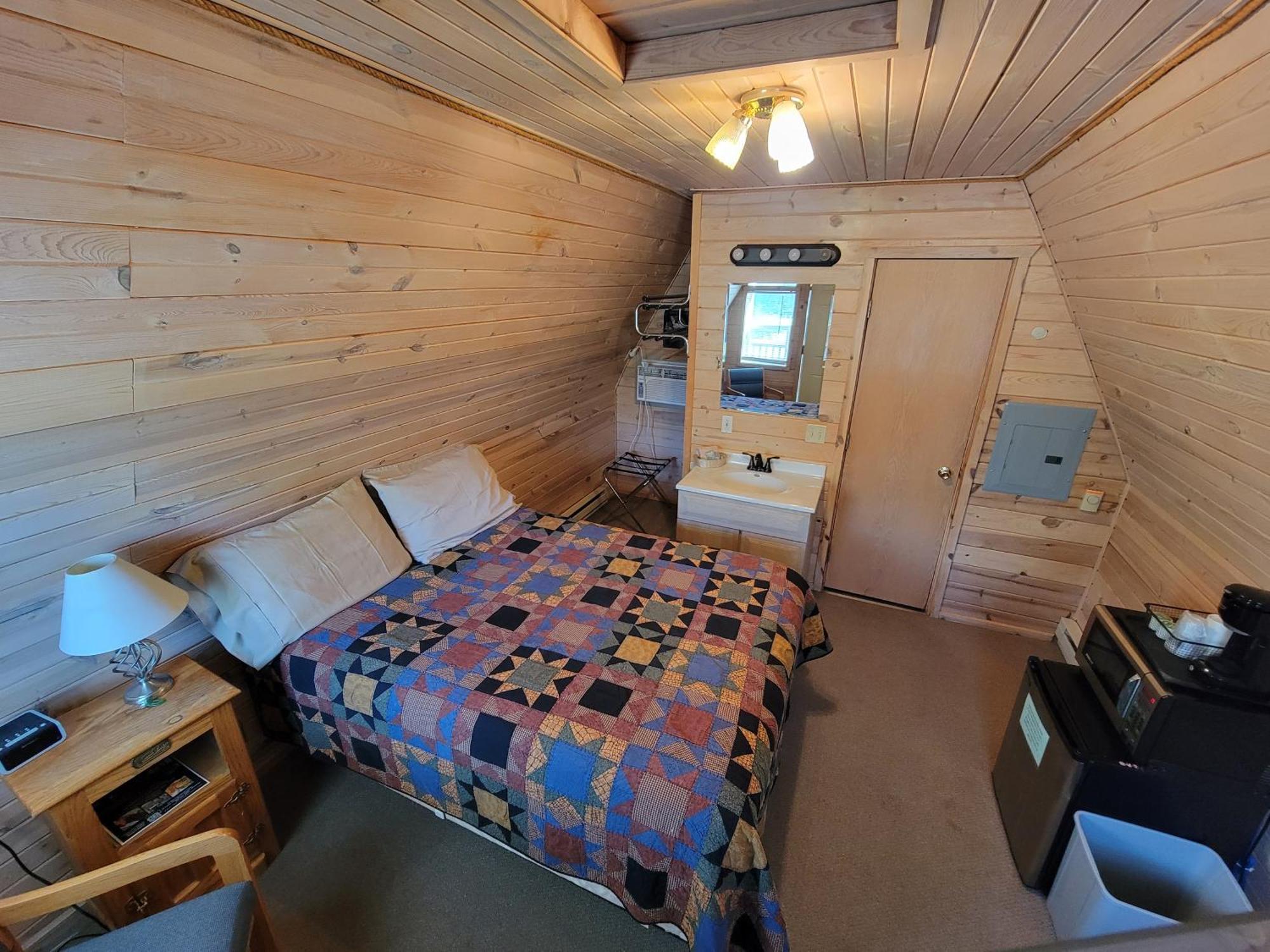 The Hulett Motel Room photo